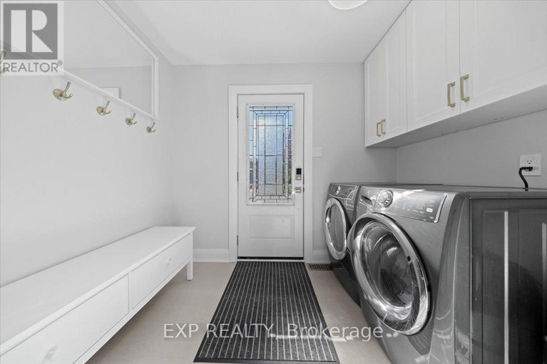 29043972/18-ivylea-street/craig-henrywoodvale/ottawa/ontario/K2G4X5_11