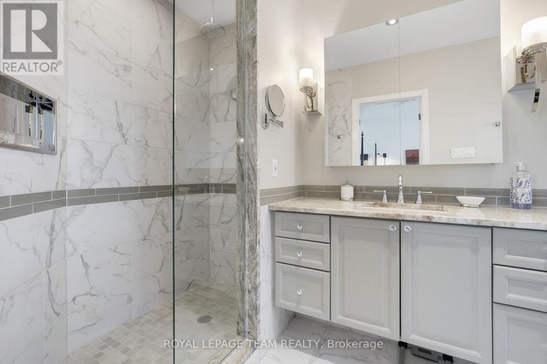 28647083/201-clearview-avenue/westboro-north/ottawa/ontario/K1Z1A8_23