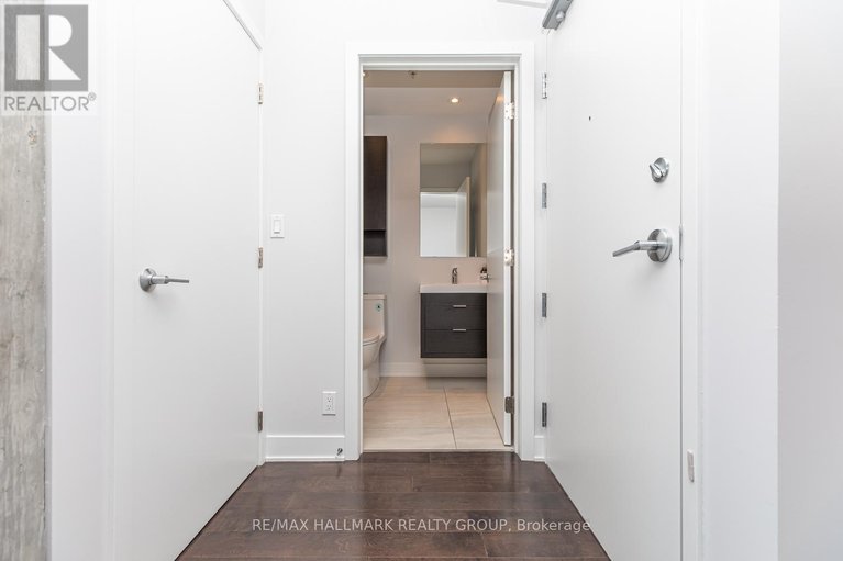 29450655/1905-20-daly-avenue/sandy-hill/ottawa/ontario/K1N0C6_6