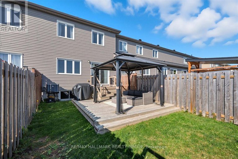 28911459/2354-marble-crescent/town-of-rockland/clarence-rockland/ontario/K4K0H1_29