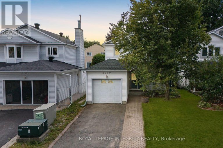 28813112/3759-autumnwood-street/emerald-woodssawmill-creek/ottawa/ontario/K1T2G7_1