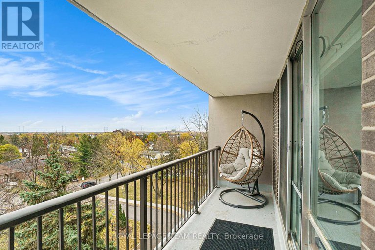 29406331/606-2400-virginia-drive/urbandale-acres/ottawa/ontario/K1H8L3_12