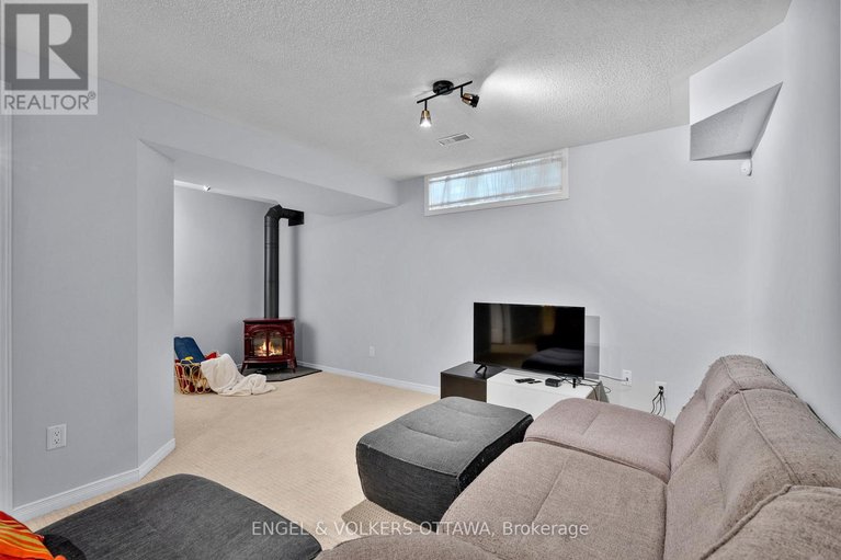 28880746/287-meilleur-private/vanier/ottawa/ontario/K1L0A2_27