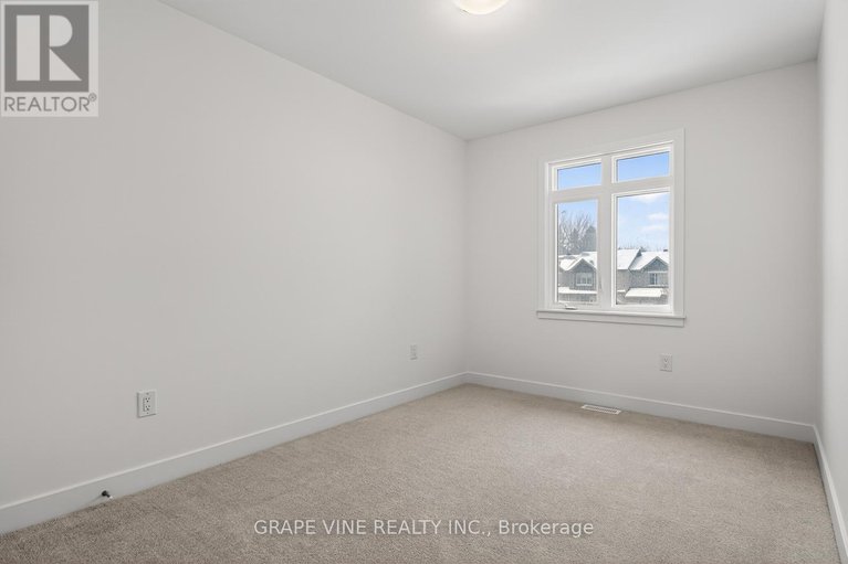 29267393/445-haresfield-court/riverside-southgloucester-glen/ottawa/ontario/K4M0B6_29