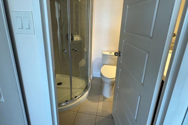 29442866/1209-2760-carousel-crescent/emerald-woodssawmill-creek/ottawa/ontario/K1T2N4_16