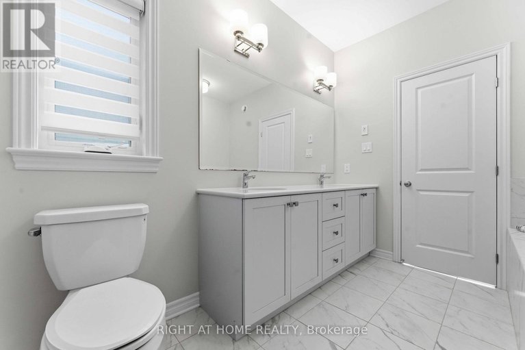 29564019/272-maygrass-way/remainder-of-stittsville-area/ottawa/ontario/K2S2K9_23