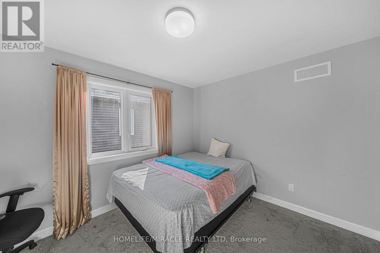 28815474/896-sendero-way/remainder-of-stittsville-area/ottawa/ontario/K2S2W8_35