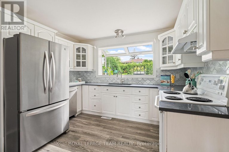28741168/2128-hubbard-crescent/beacon-hill-north/ottawa/ontario/K1J6L2_6