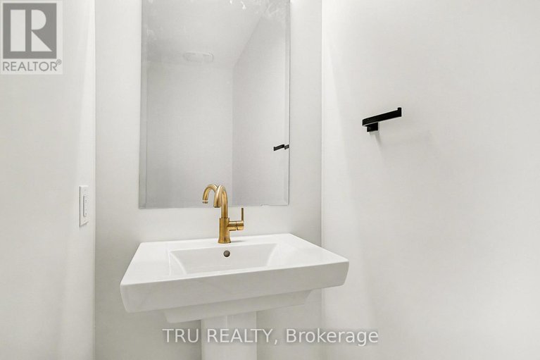 29345915/1144-cope-drive/stittsville-south/ottawa/ontario/K2S3C3_12