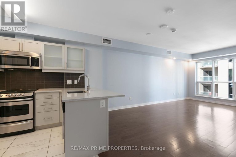 28873792/1306-195-besserer-street/sandy-hill/ottawa/ontario/K1N0B6_10