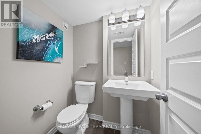29684994/6-215-bluestone-private/avalon-west/ottawa/ontario/K4A0X7_15