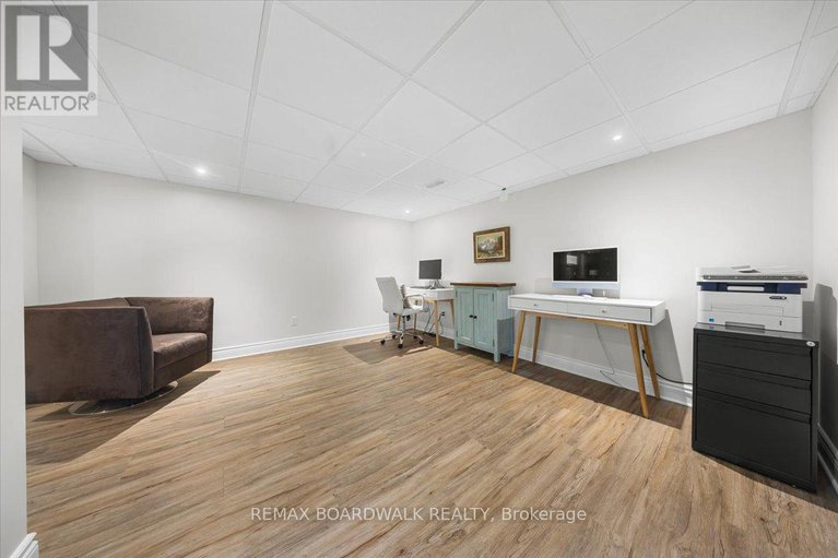 29297524/813-platinum-street/clarencerockland-twp/clarence-rockland/ontario/K4K0J2_42