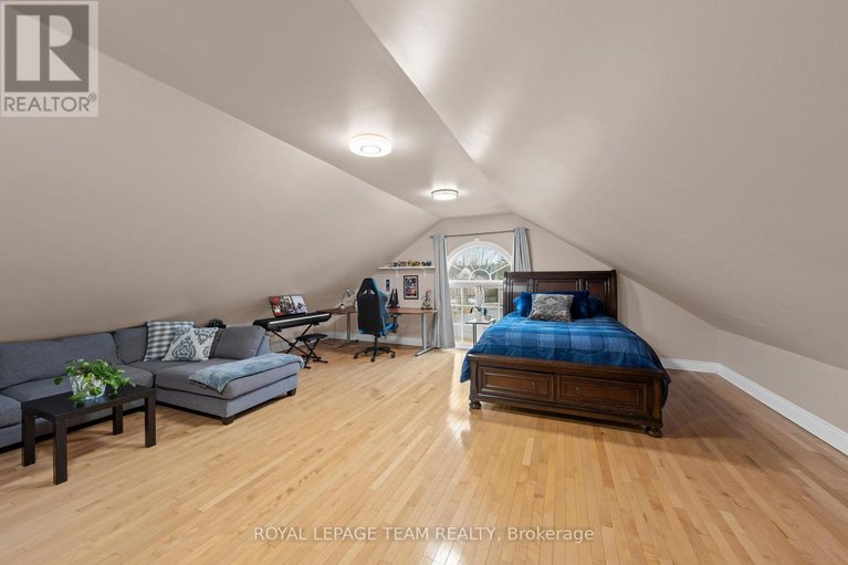 29572534/5440-wadell-court/manotick-village-manotick-estates/ottawa/ontario/K4M1L3_33