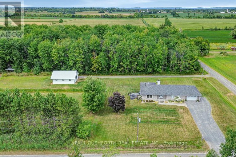 28756527/3285-magladry-road/sarsfieldbearbrook/ottawa/ontario/K4B1J1_45