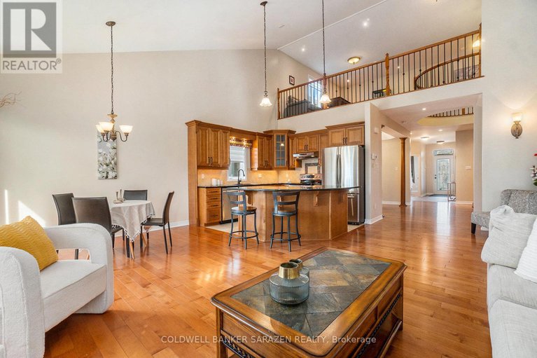 28981674/221-madhu-crescent/mooneys-bay/ottawa/ontario/K2C4J2_14