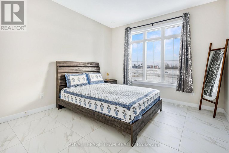 29213480/224-trudeau-crescent/russell-twp/russell/ontario/K4R1E5_30