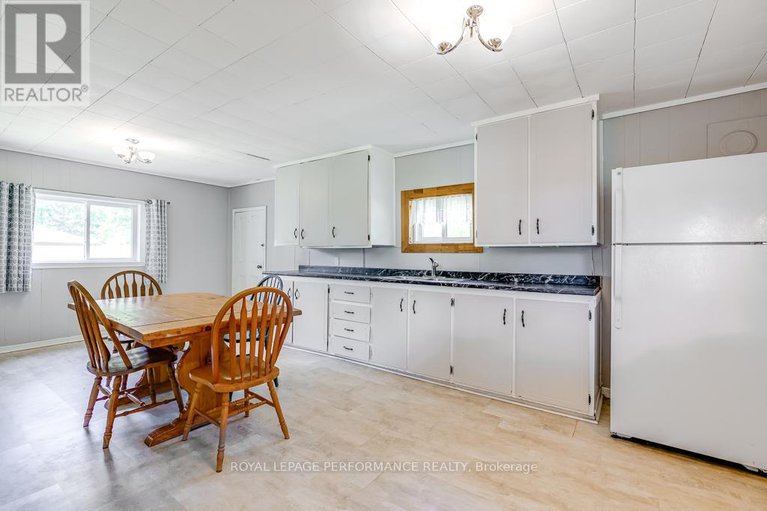 28907262/7-spruce-street-s/lancaster/south-glengarry/ontario/K0C1N0_11