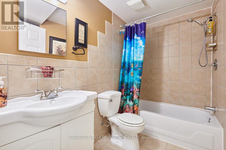 28733252/23-manju-street/hunt-club-park/ottawa/ontario/K1G4T9_28