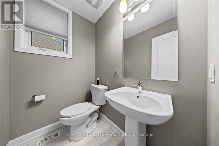28578838/169-bandelier-way/stittsville-north/ottawa/ontario/K2S2J5_4