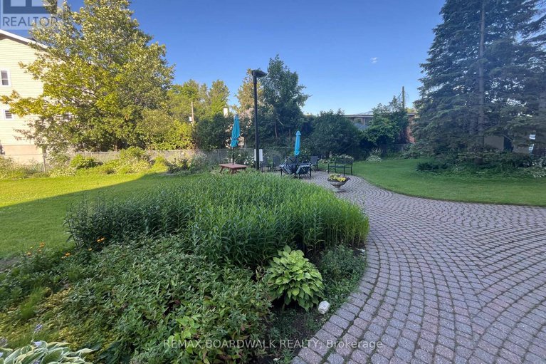 29380491/407-555-brittany-drive/viscount-alexander-park/ottawa/ontario/K1K4C5_13