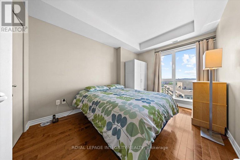 28654363/1907-70-landry-street/vanier/ottawa/ontario/K1L0A8_24