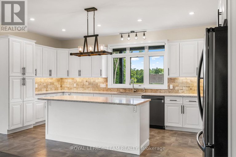 28362636/2500-kearns-way/osgoode-twp-north-of-reg-rd-6/ottawa/ontario/K4P1R9_48
