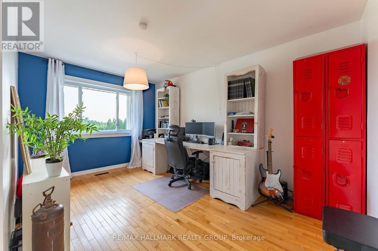 28470245/2914-pattee-road-e/east-hawkesbury-twp/east-hawkesbury/ontario/K6A2R2_24