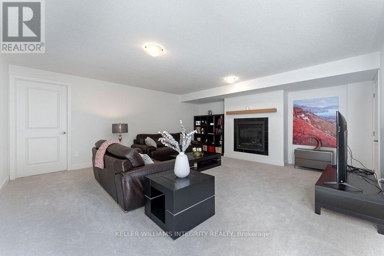 28463523/81-heirloom-street/riverside-southgloucester-glen/ottawa/ontario/K4M0L2_41