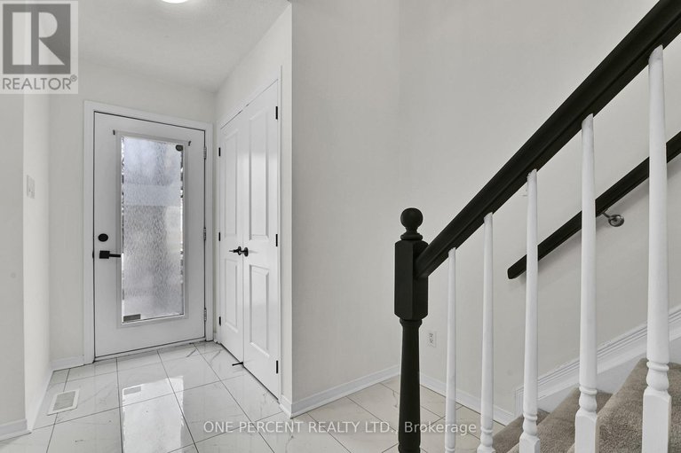 29244375/563-burleigh-private/cyrville/ottawa/ontario/K1J1J9_4