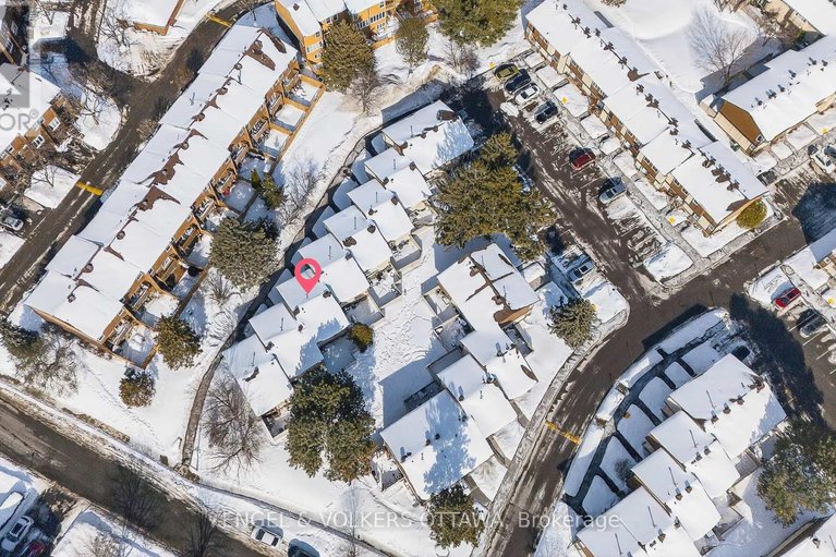 29362440/124-1449-ridgebrook-drive/pineview/ottawa/ontario/K1B4T1_3