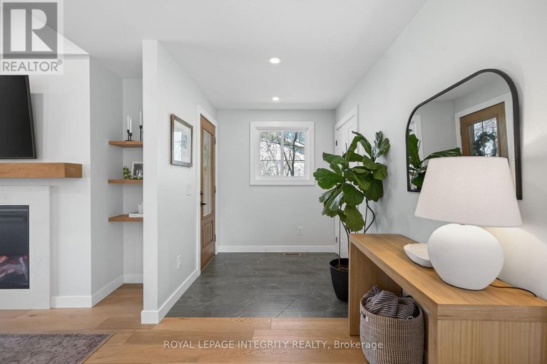 29673886/1145-greyrock-crescent/copeland-park/ottawa/ontario/K2C2A3_7