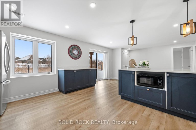 29438111/42-conch-way/mahogany-community/ottawa/ontario/K4M0M4_43