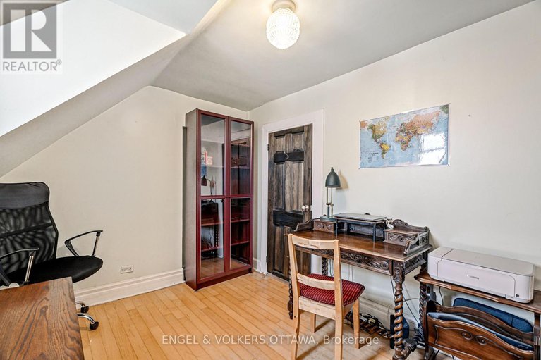 29306612/477-booth-street/west-centre-town/ottawa/ontario/K1R7L1_24