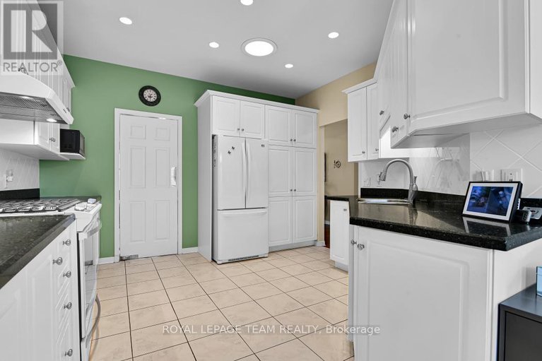 29308031/5-wersch-lane/stonebridge/ottawa/ontario/K2J5E4_10