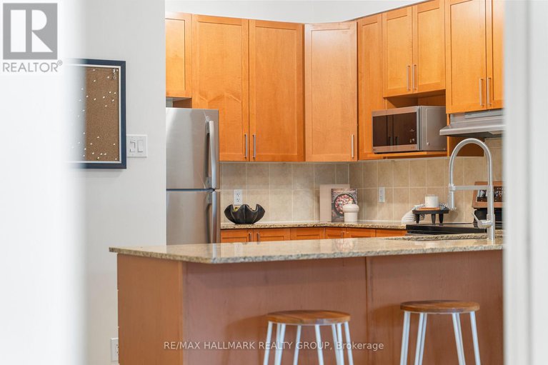 29278948/129-205-bolton-street/lower-townbyward-market/ottawa/ontario/K1N1K7_28