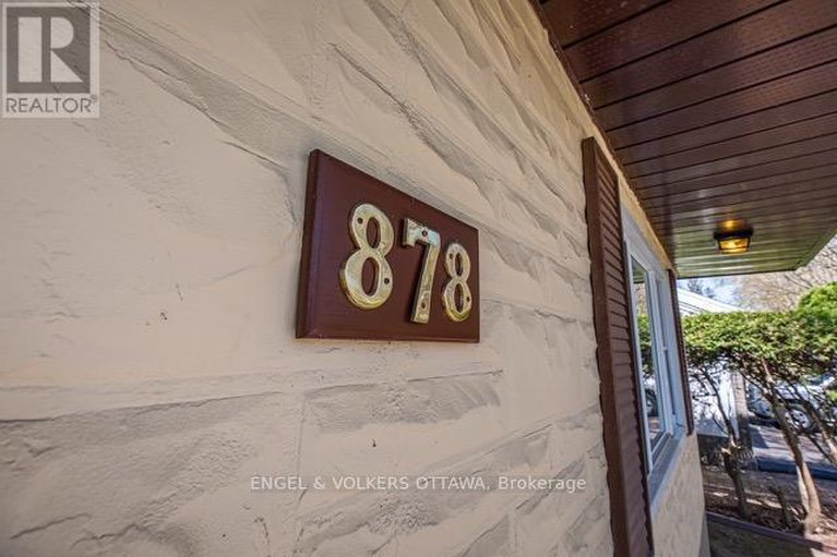 29358841/878-dunlevie-avenue/mckellar-heightsglabar-park/ottawa/ontario/K2A2Z4_40