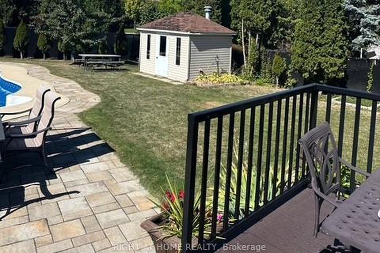 29269589/523-landswood-way/stittsville-south/ottawa/ontario/K2S0A6_6