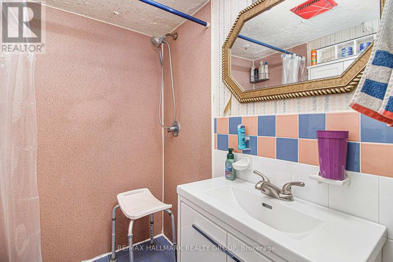 28476380/1036-gill-avenue/elmvale-acresurbandale/ottawa/ontario/K1G2R3_21