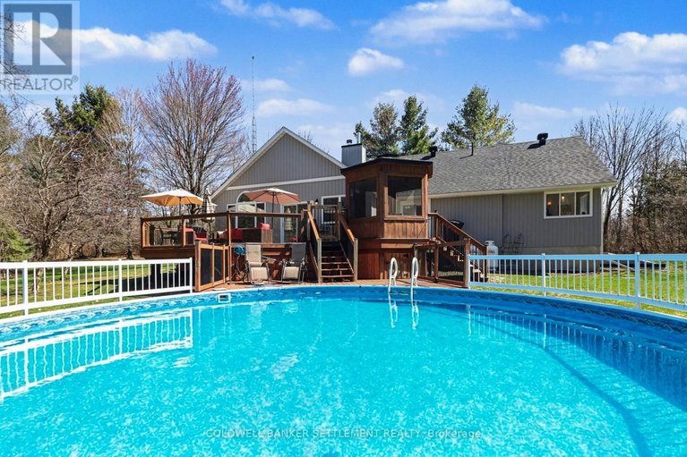 29654962/135-barr-place/drummondnorth-elmsley-north-elmsley-twp/drummondnorth-elmsley/ontario/K7H3C7_29