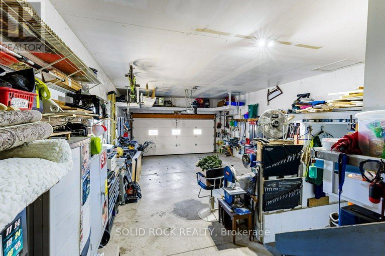 28671866/9-grove-street/iroquois/south-dundas/ontario/K0E1K0_38