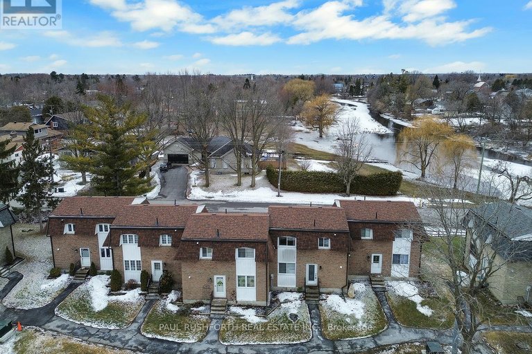 29479342/15-68-king-street/richmond/ottawa/ontario/K0A2Z0_2