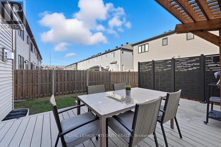 29028072/717-sebastian-street/avalon-east/ottawa/ontario/K4A5L1_35