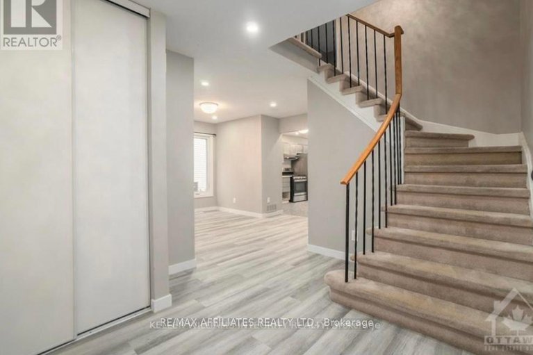 28535379/563-latour-crescent/fallingbrookgardenway-south/ottawa/ontario/K4A1N6_3
