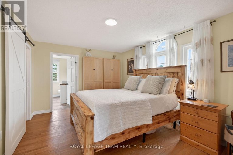 29568130/180-route-500-road/russell-twp/russell/ontario/K4R1E5_29