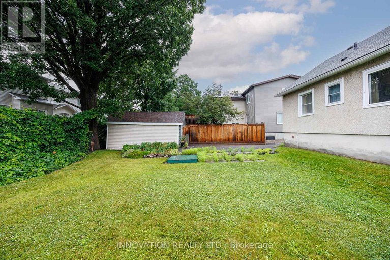 28584986/113-king-george-street/overbrookcastle-heights/ottawa/ontario/K1K1V2_44