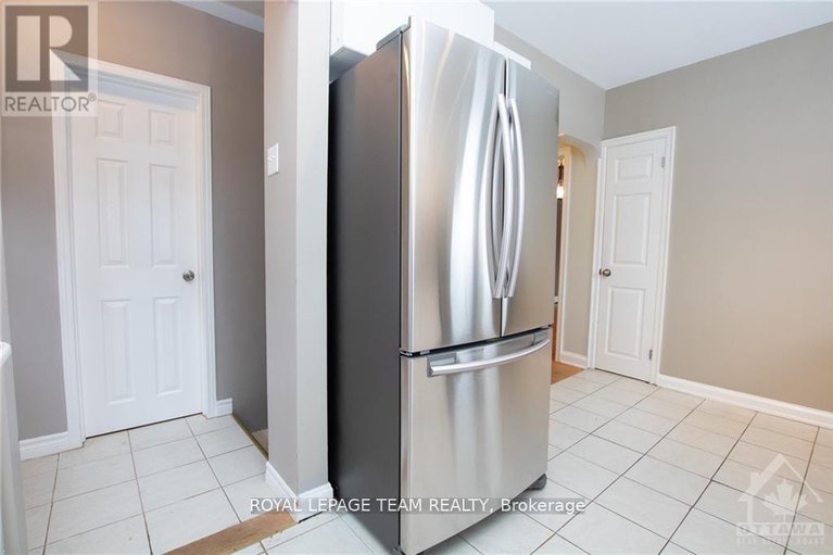 29269332/49-crownhill-street/beacon-hill-south/ottawa/ontario/K1J7K5_10