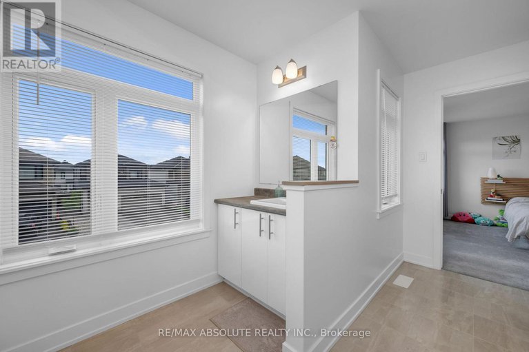 28607791/207-osterley-way/stittsville-south/ottawa/ontario/K2S2N6_37