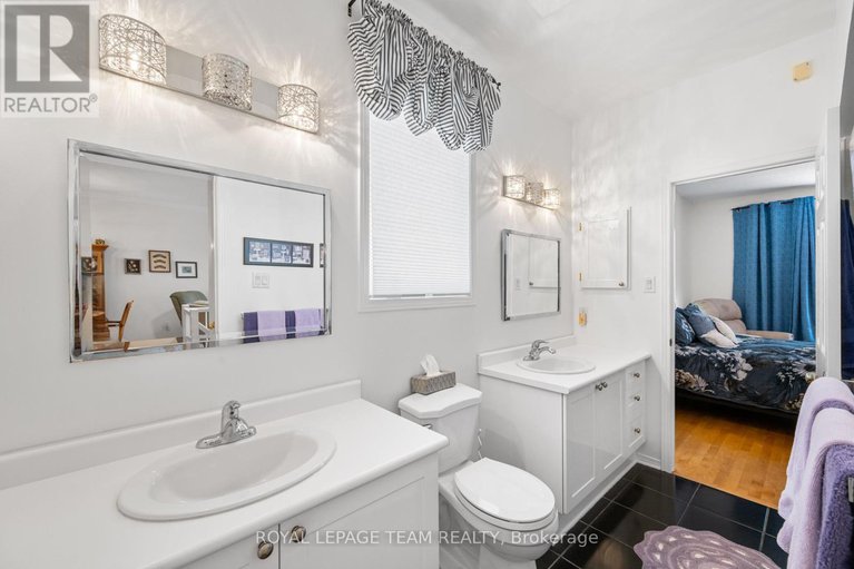 28475443/25-trump-avenue/central-park/ottawa/ontario/K2C4A7_26