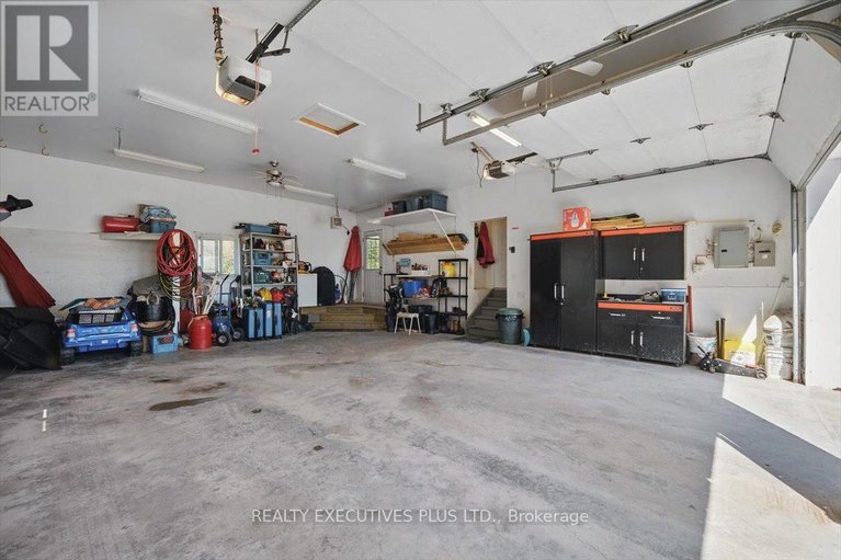 29406075/2935-baseline-road/clarencerockland-twp/clarence-rockland/ontario/K0A3N0_32