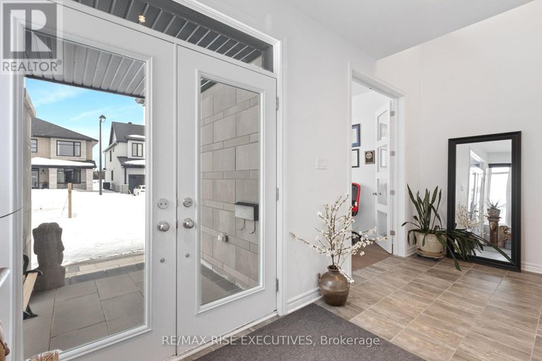28284829/165-finsbury-avenue/stittsville-south/ottawa/ontario/K2S2P5_3